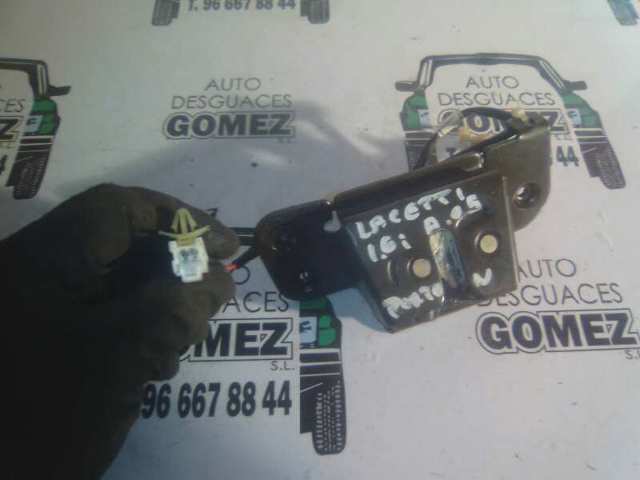 Zamek klapy bagażnika (3/5 drzwi tylnych) 96425932 GM