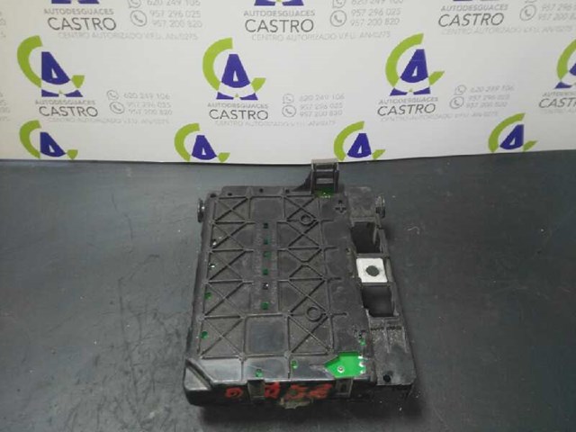 Skrzynka bezpieczników 9643498980 PEUGEOT