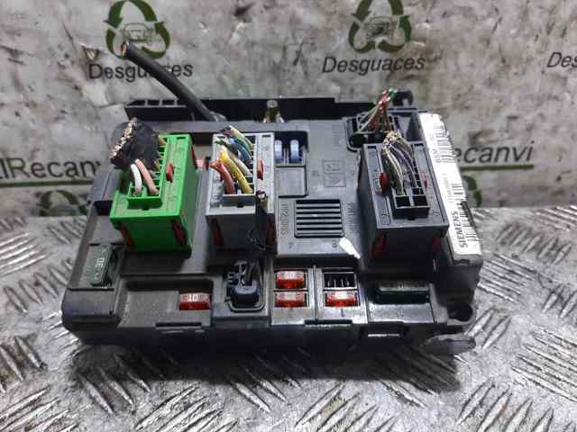 Skrzynka bezpieczników 9643498980 PEUGEOT