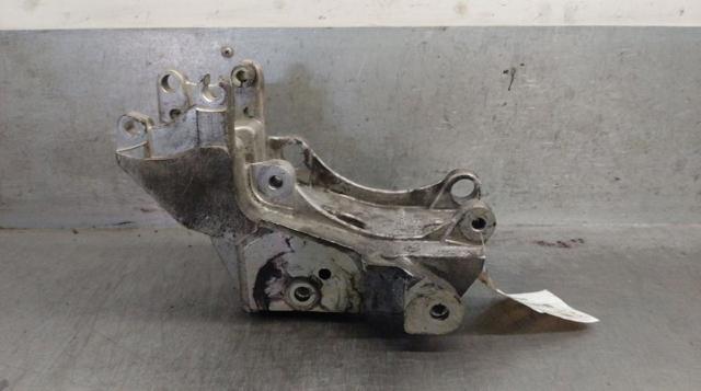 Wspornik alternatora do Peugeot 406 8E, F