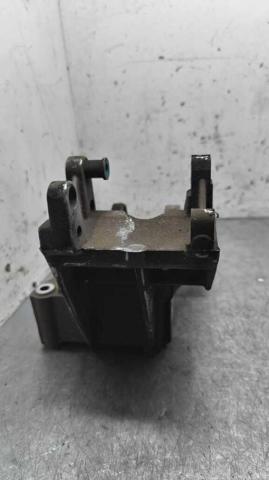 Wspornik alternatora Peugeot 206 2A/C