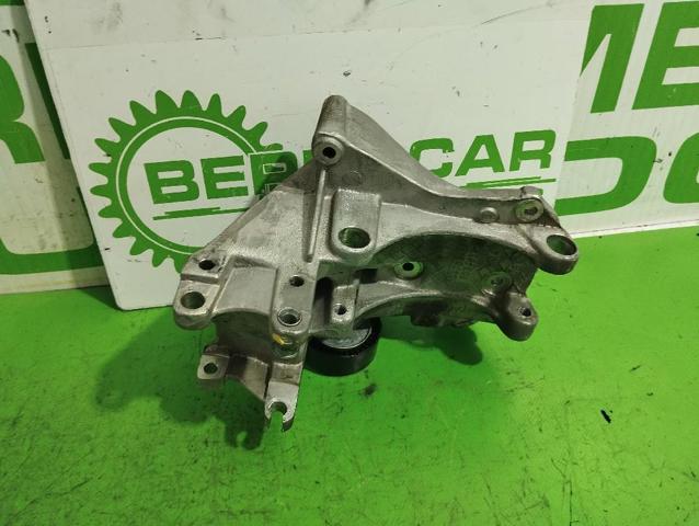 Wspornik alternatora Peugeot 206 2A/C