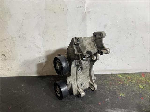 Wspornik alternatora Peugeot 206 2A/C