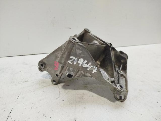Wspornik alternatora Peugeot 206 2A/C