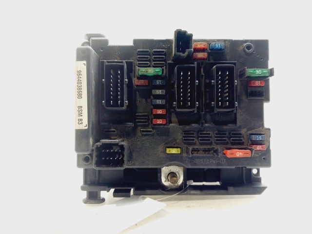 Skrzynka bezpieczników 9644038680 PEUGEOT