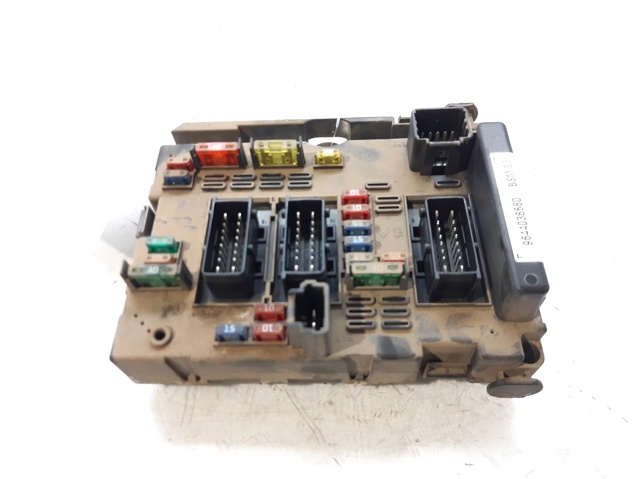 Skrzynka bezpieczników 9644038680 PEUGEOT