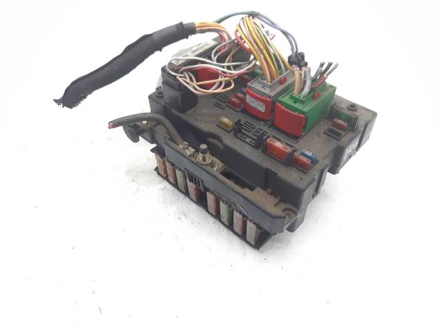 Skrzynka bezpieczników 9644038680 PEUGEOT