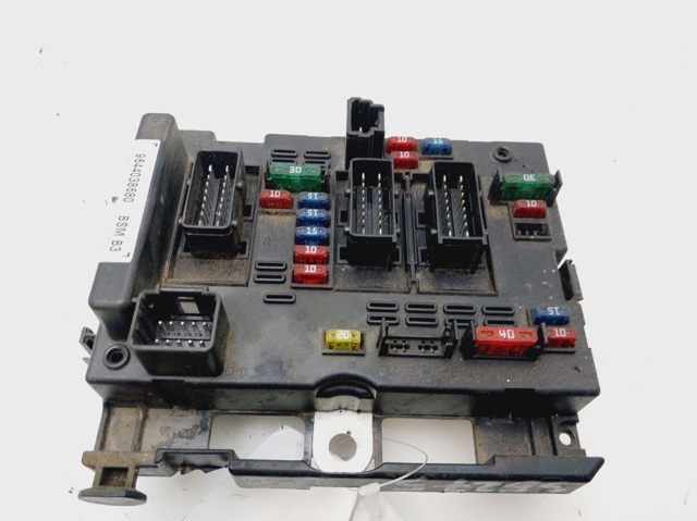 Skrzynka bezpieczników 9644038680 PEUGEOT