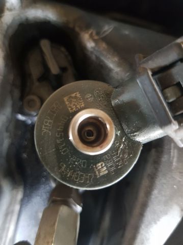 Wtryskiwacz paliwa 96440397 GM