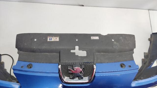 Zderzak przedni Peugeot 407 6E