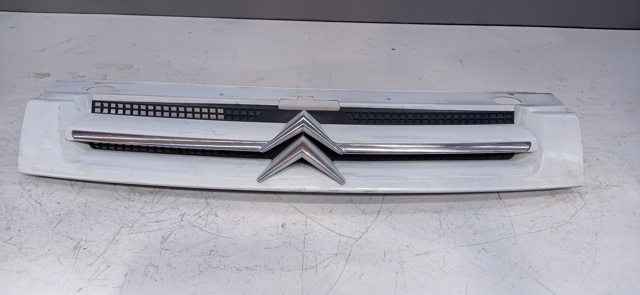 Atrapa chłodnicy 9644758177 PEUGEOT