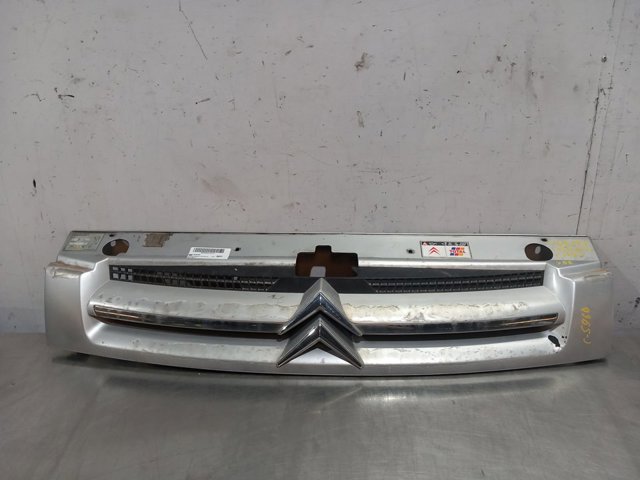 Atrapa chłodnicy 9644758177 PEUGEOT
