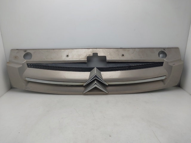 Atrapa chłodnicy 9644758177 PEUGEOT