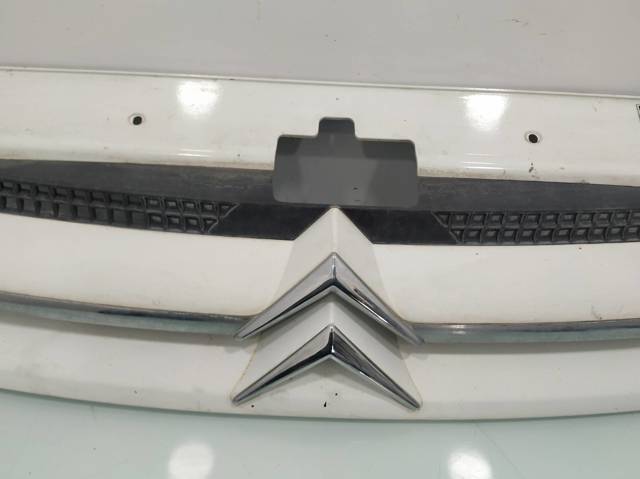 Atrapa chłodnicy 9644758177 PEUGEOT