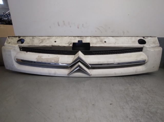 Atrapa chłodnicy 9644758177 PEUGEOT