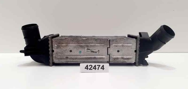 Chłodnica intercoolera 9645682880 PEUGEOT