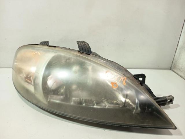 Reflektor prawy 96458810 GM