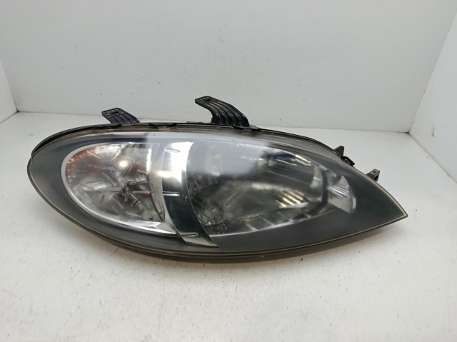 Reflektor prawy 96458812 GM