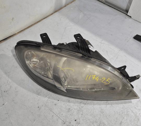 Reflektor prawy 96458812 GM