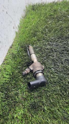 Wtryskiwacz paliwa 9645988580 PEUGEOT