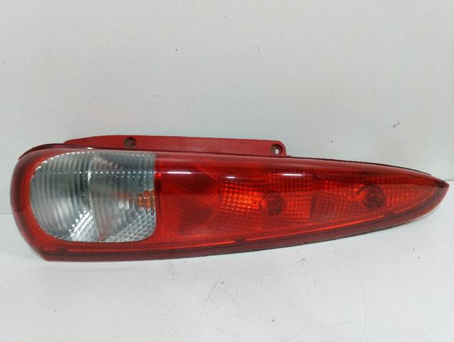 Lampa zespolona tylna prawa 96460014 GM