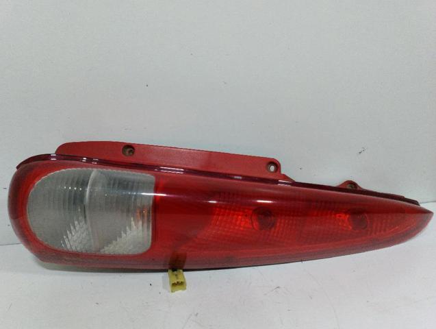 Lampa zespolona tylna prawa 96460014 GM