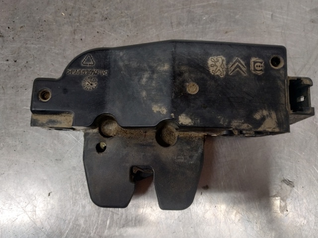 Zamek klapy bagażnika (3/5 drzwi tylnych) 9646091580 PEUGEOT