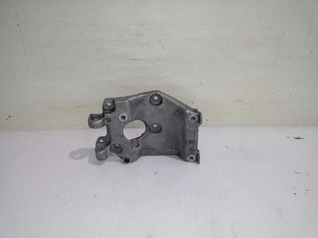 Wspornik alternatora 9646719580 PEUGEOT