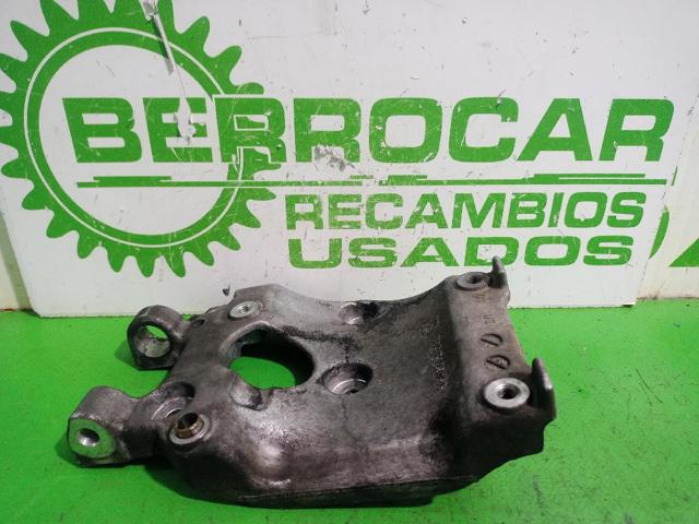 Wspornik alternatora 9646719580 PEUGEOT