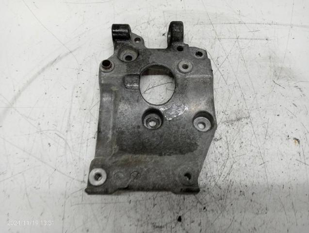Wspornik alternatora 9646719580 PEUGEOT