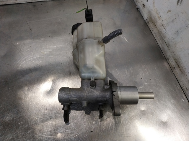 Główny cylinder hamulców 9646980980 PEUGEOT