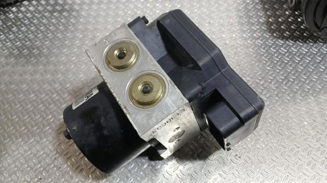 Sterownik ABS  hydrauliczny 96470254 GM