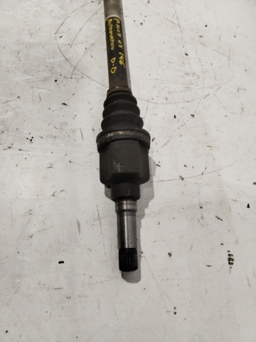 Półoś napędowa przednia prawa 9647106880 PEUGEOT