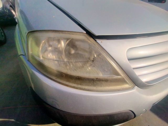 Reflektor prawy 9647214180 PEUGEOT