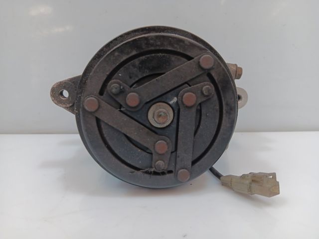 Sprężarka klimatyzacji 96473634 GM