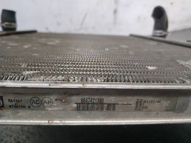Chłodnica silnika 9647421380 PEUGEOT
