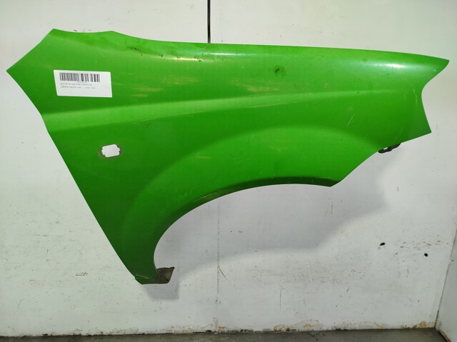 Błotnik przedni prawy 96476680 GM