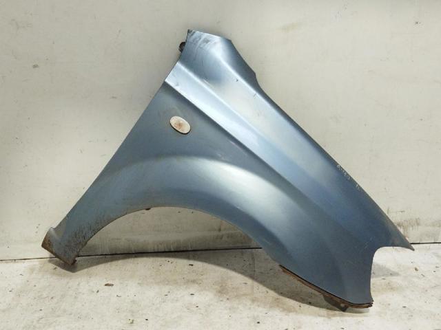 Błotnik przedni prawy 96476680 GM