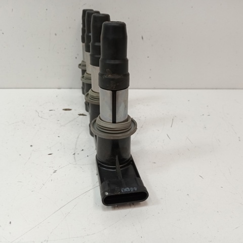 Cewka zapłonowa 96476979 GM