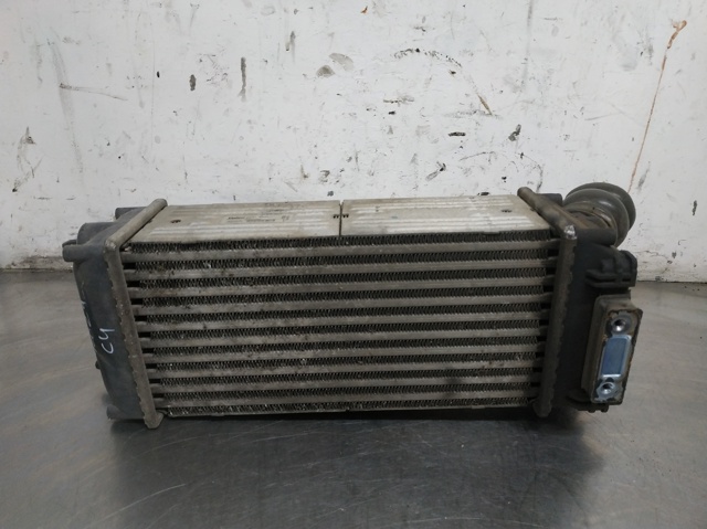 Chłodnica intercoolera 9648551880 PEUGEOT