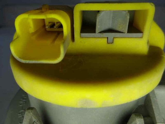 Lampa przeciwmgielna lewa/prawa 9648947780 PEUGEOT