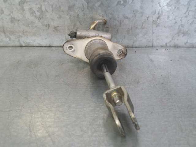 Cylinder sprzęgła główny Daewoo Nubira 1 J10, J15