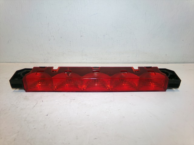 Lampa stop tylna dodatkowa 9649056480 PEUGEOT