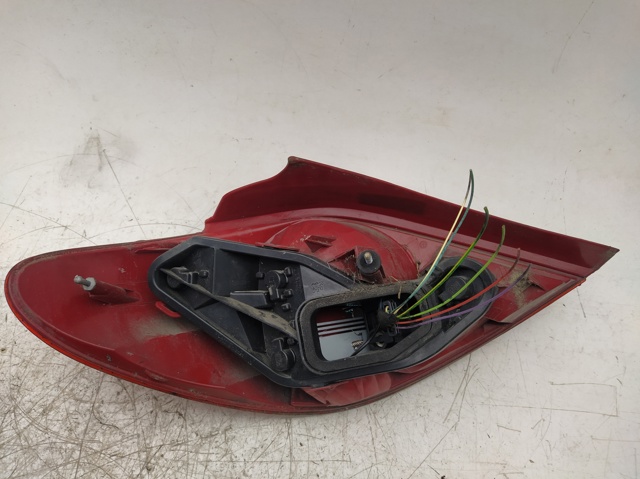 Lampa tylna Peugeot 207