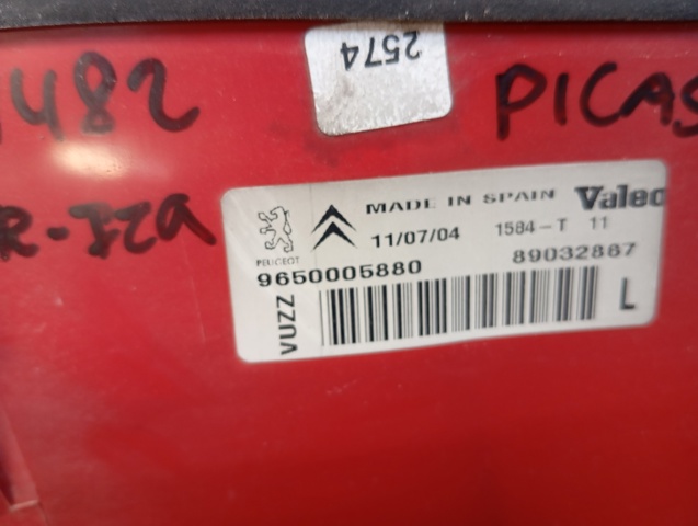 Lampa zespolona tylna lewa 9650005880 PEUGEOT