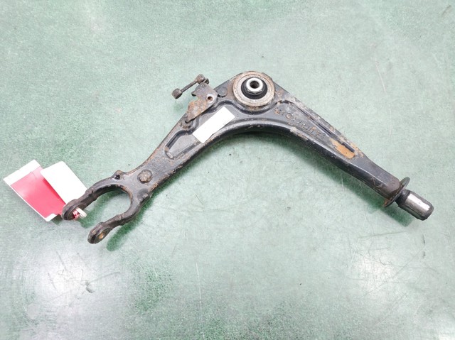 Wahacz zawieszenia przedniego dolny lewy 9650256880 PEUGEOT