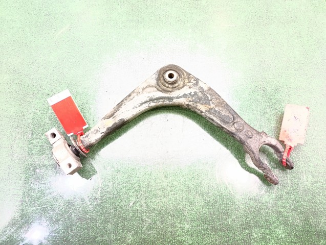 Wahacz zawieszenia przedniego dolny lewy 9650256880 PEUGEOT