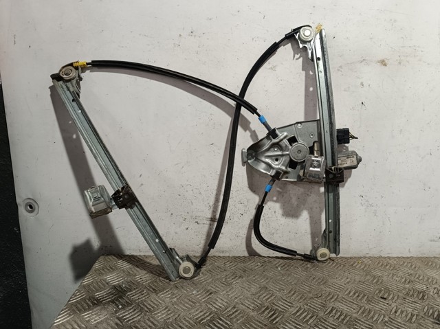 Mechanizm podnoszenia szyby drzwi przednich prawych 9650734880 PEUGEOT