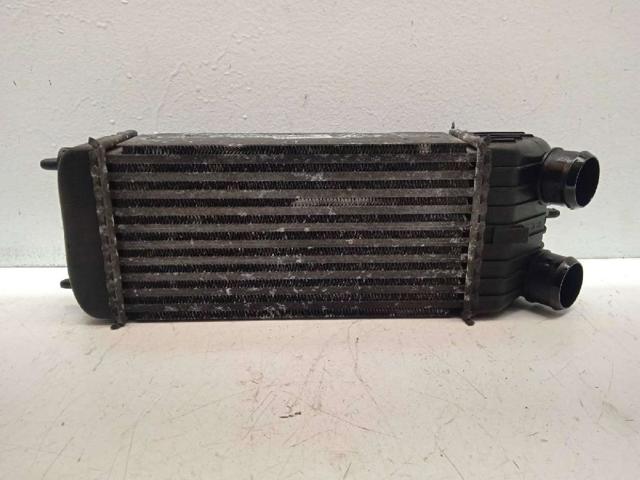 Chłodnica intercoolera 9651184880 PEUGEOT