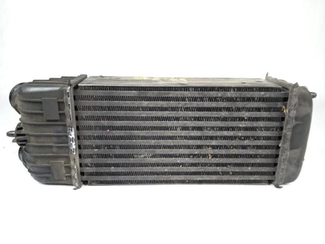 Chłodnica intercoolera 9651184880 PEUGEOT